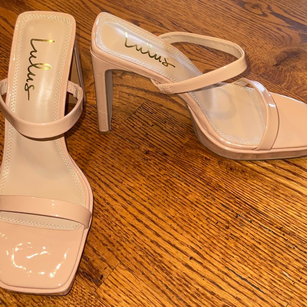 NEW Lulu's Tan Patent Leather Strappy Heels. BRAND NEW/NEVER WORN.